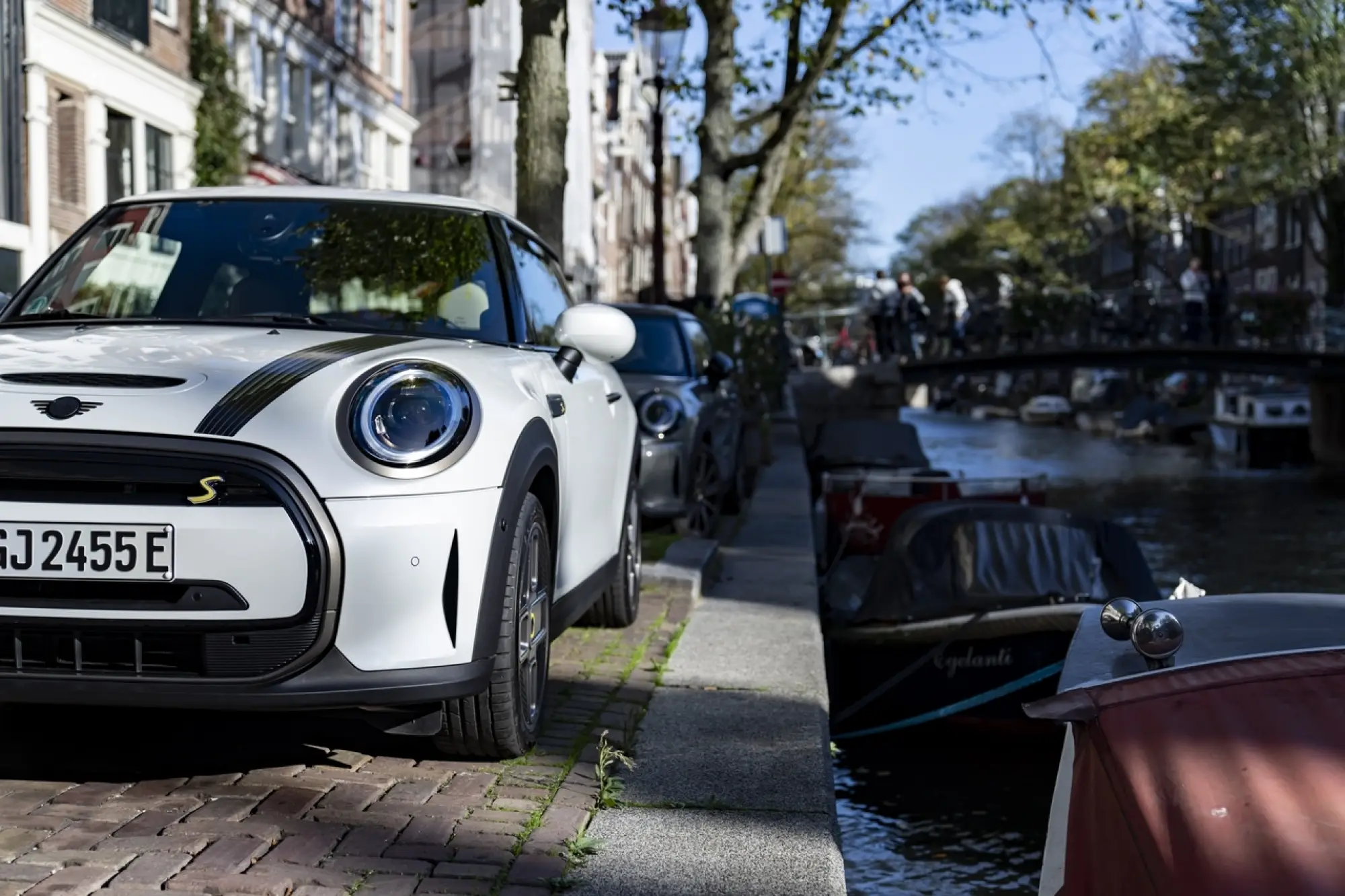 Mini Cooper SE Resolute Edition Nanuq White - Foto - 46