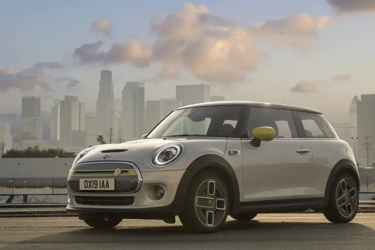 Mini Cooper SE - 34