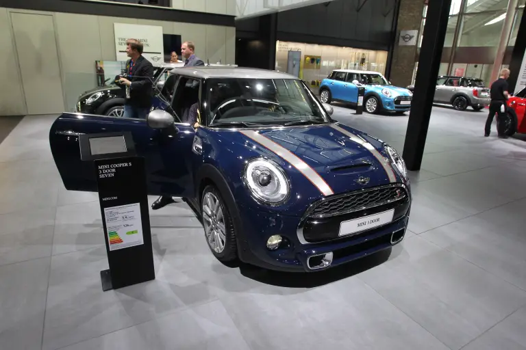 MINI Cooper Seven - Salone di Parigi 2016 - 1