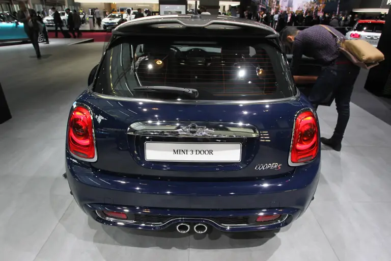 MINI Cooper Seven - Salone di Parigi 2016 - 5