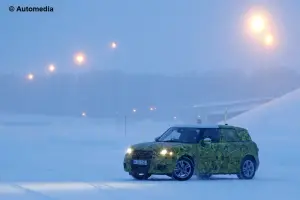 MINI Countryman 2017 - Foto spia 20-01-2015 - 7