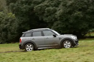 MINI Countryman 2017 - 26