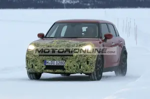 Mini Countryman 2020 - Foto spia 16-1-2020 - 3