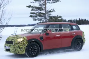 Mini Countryman 2020 - Foto spia 16-1-2020 - 7