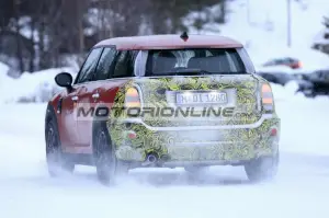 Mini Countryman 2020 - Foto spia 16-1-2020 - 11