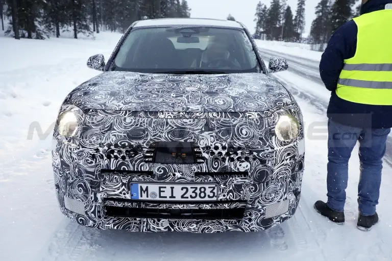 Mini Countryman 2023 - Foto Spia 09-03-2022 - 1
