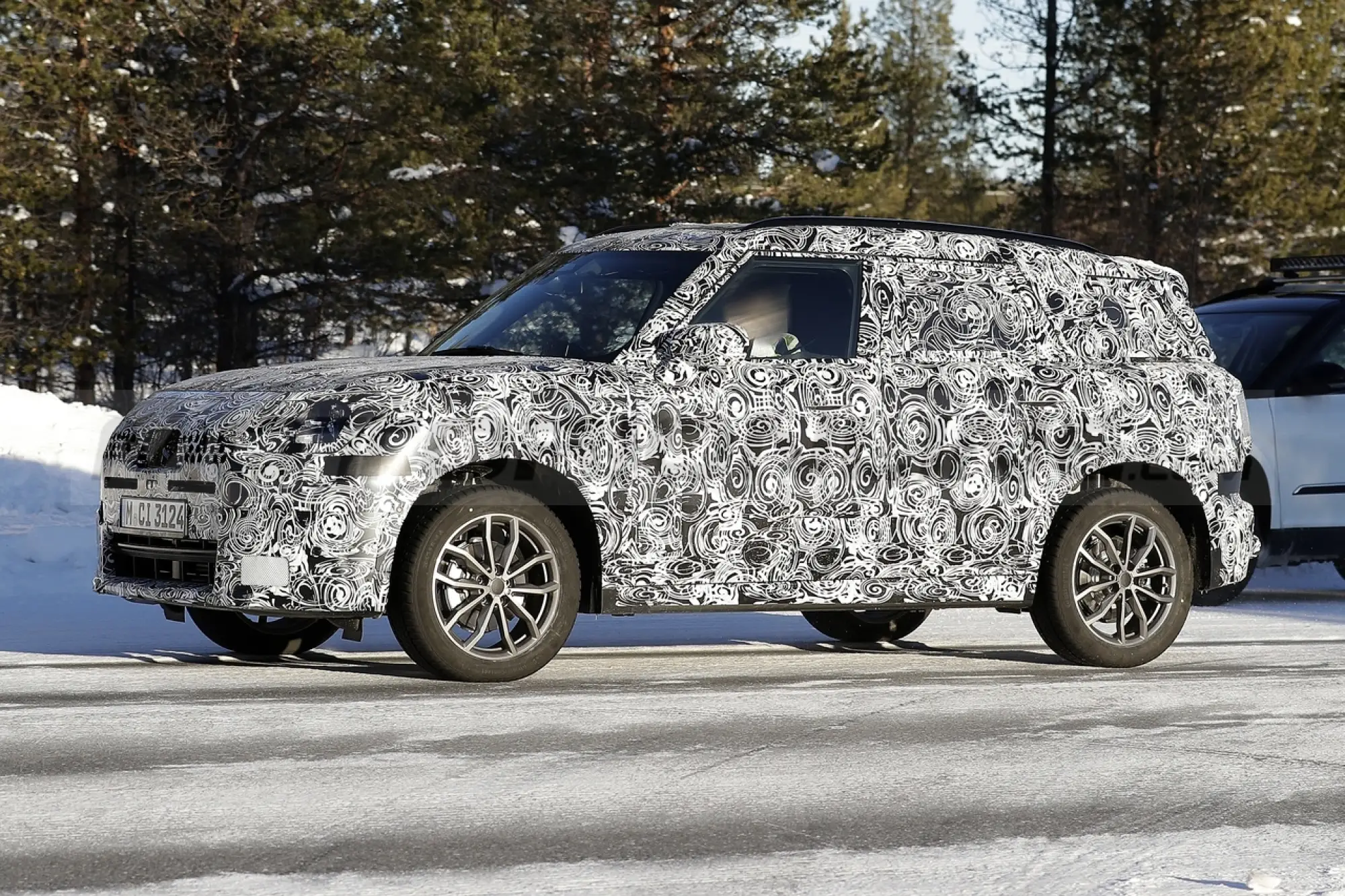 Mini Countryman 2023 - Foto Spia 09-03-2022 - 3