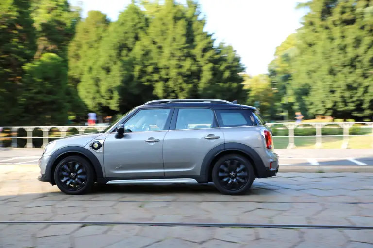 Mini Countryman Cooper S E ALL4 - Prova su strada 2017 - 20