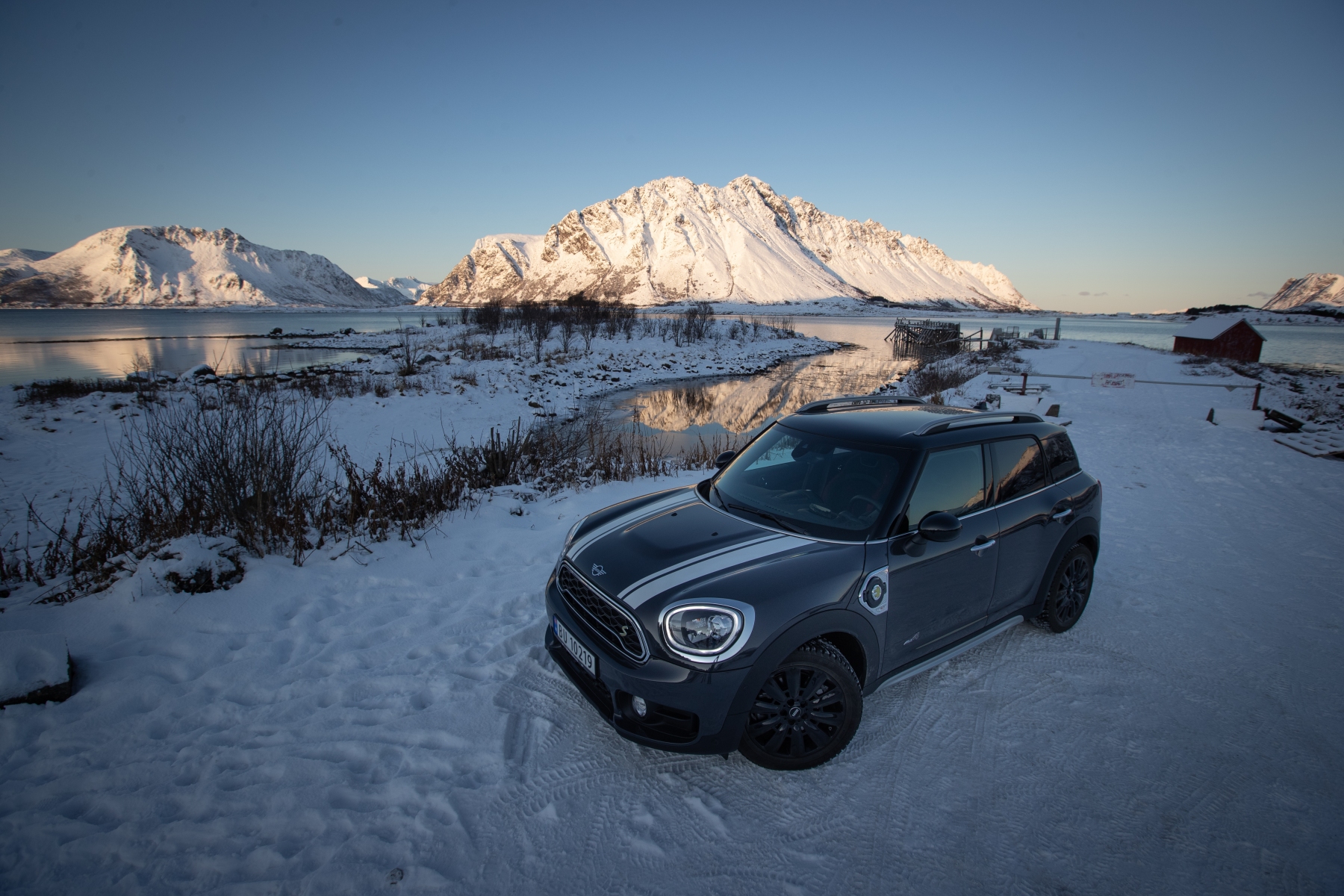 Mini Countryman Cooper SE - Aurora boreale