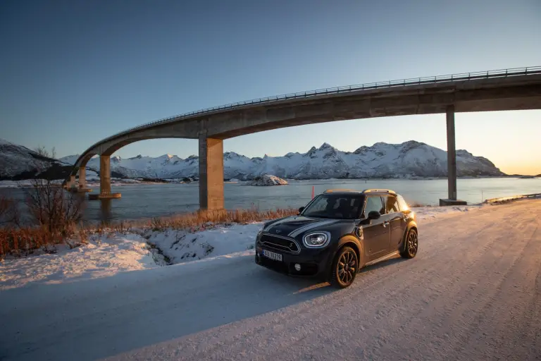 Mini Countryman Cooper SE - Aurora boreale - 3