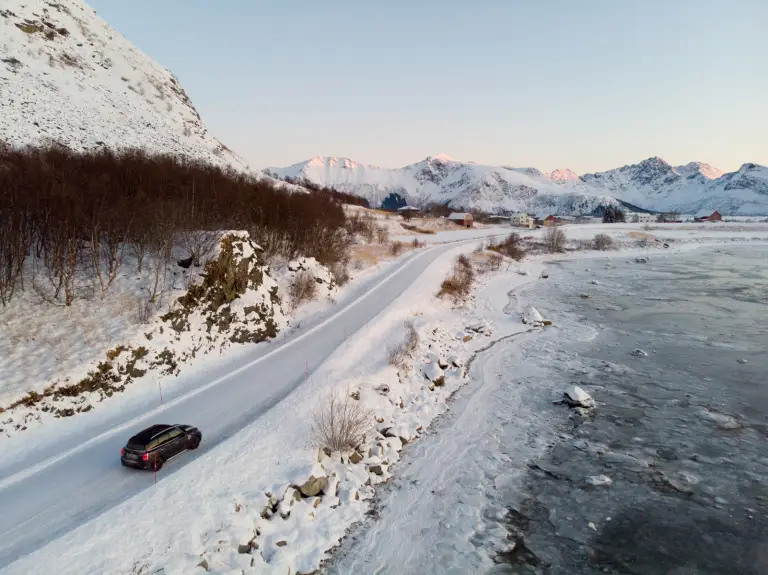 Mini Countryman Cooper SE - Aurora boreale - 4