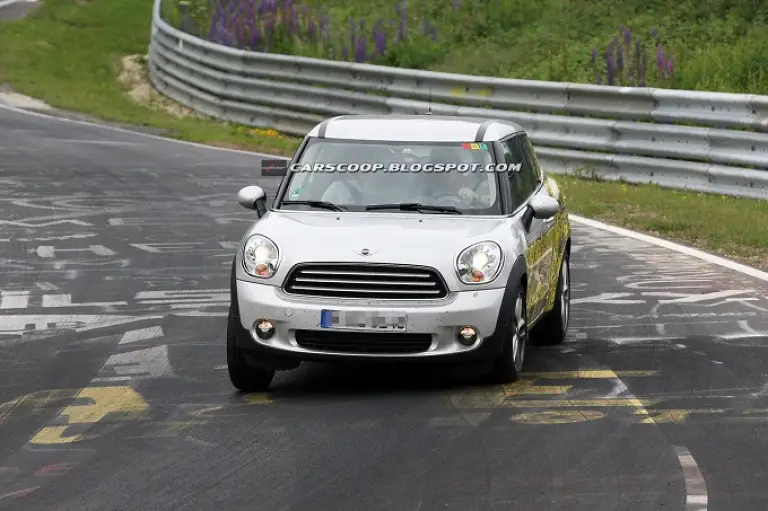 MINI Countryman Coupe foto spia giugno 2012 - 1
