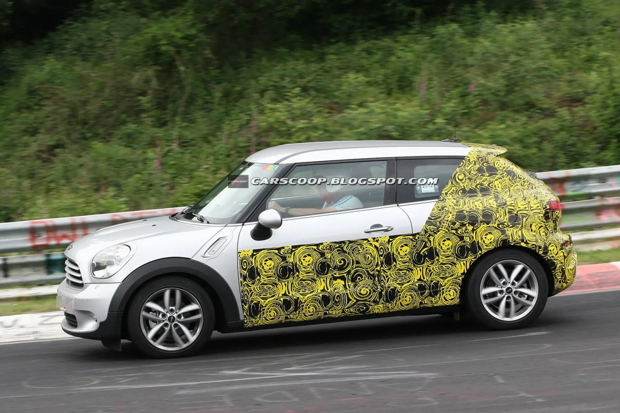 MINI Countryman Coupe foto spia giugno 2012 - 6