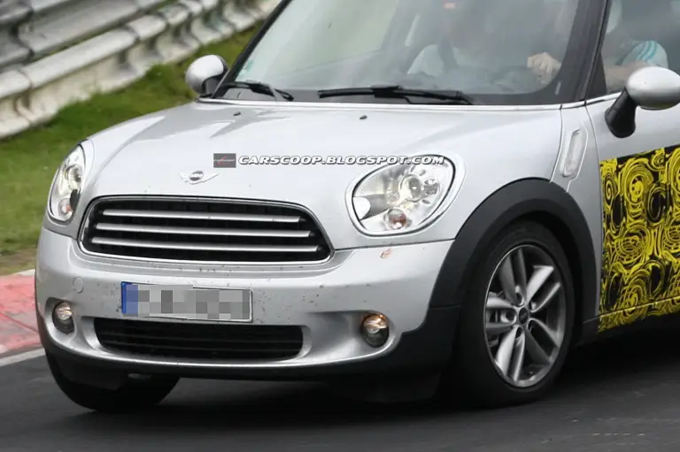 MINI Countryman Coupe foto spia giugno 2012 - 10
