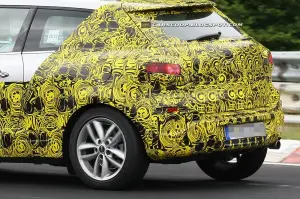 MINI Countryman Coupe foto spia giugno 2012 - 11