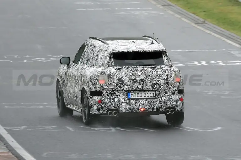 Mini Countryman e Countryman S 2023 - Foto Spia 28-04-2022 - 2