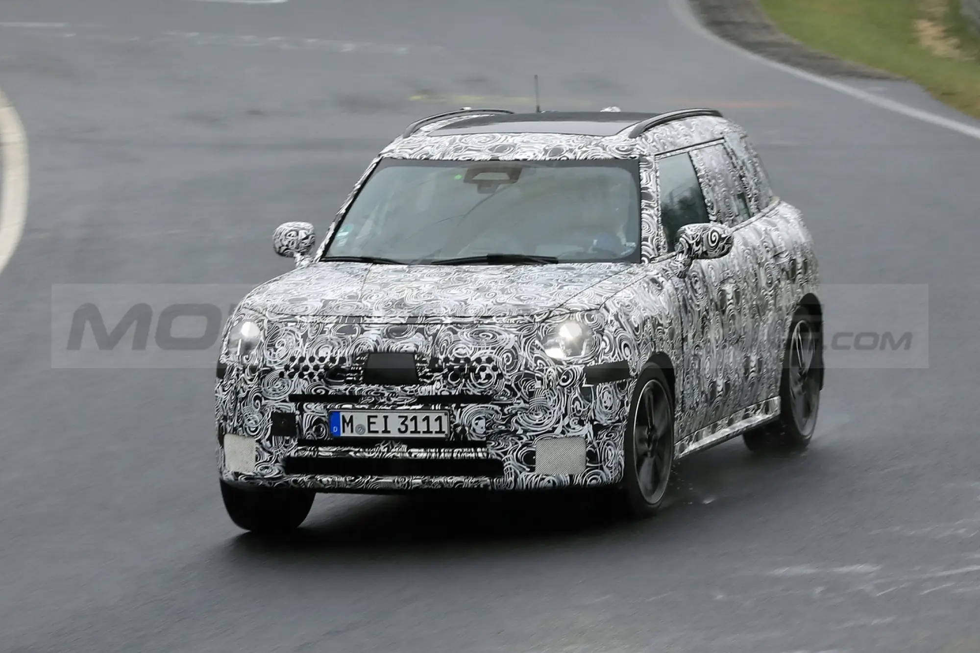 Mini Countryman e Countryman S 2023 - Foto Spia 28-04-2022 - 7