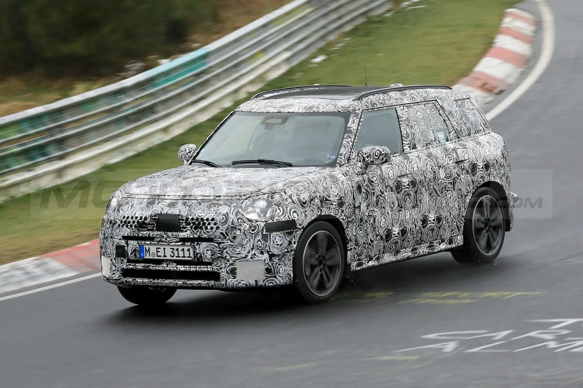 Mini Countryman e Countryman S 2023 - Foto Spia 28-04-2022 - 20