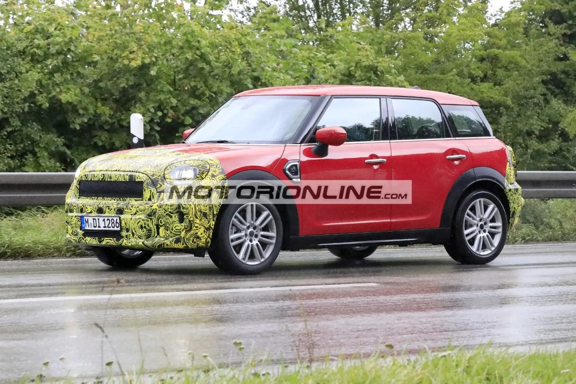 Mini Countryman facelift - Foto spia 24-9-2019 - 5