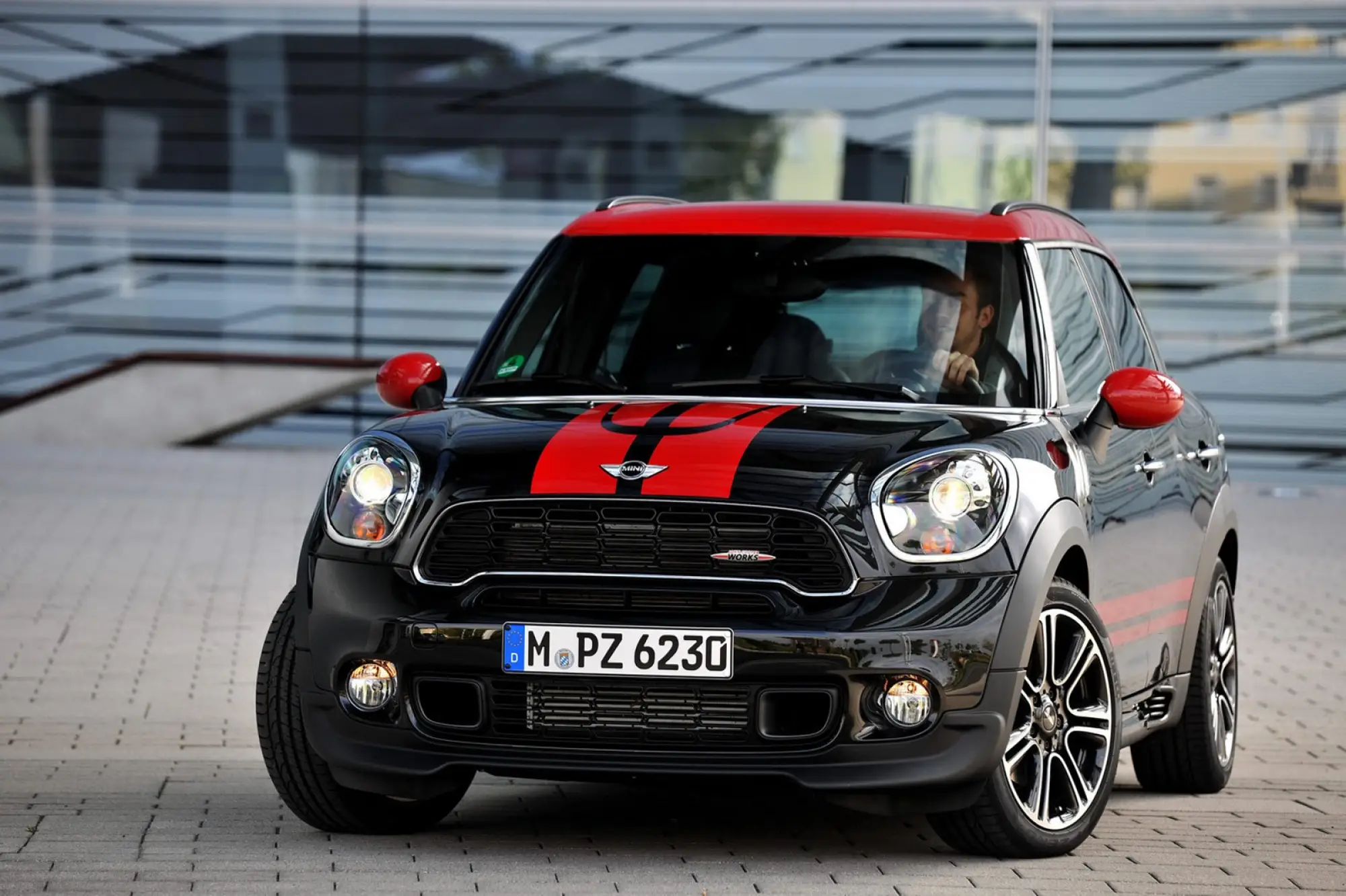 MINI Countryman JCW 2012 nuove immagini - 27