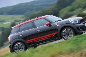 MINI Countryman JCW 2012 nuove immagini