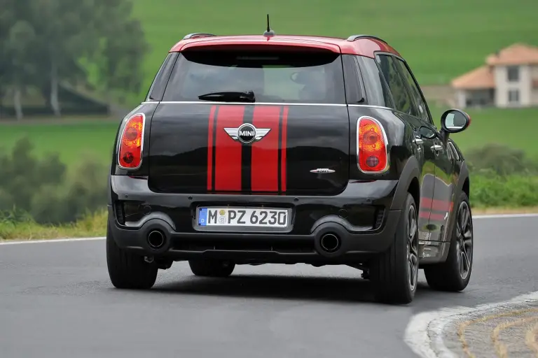 MINI Countryman JCW 2012 nuove immagini - 26