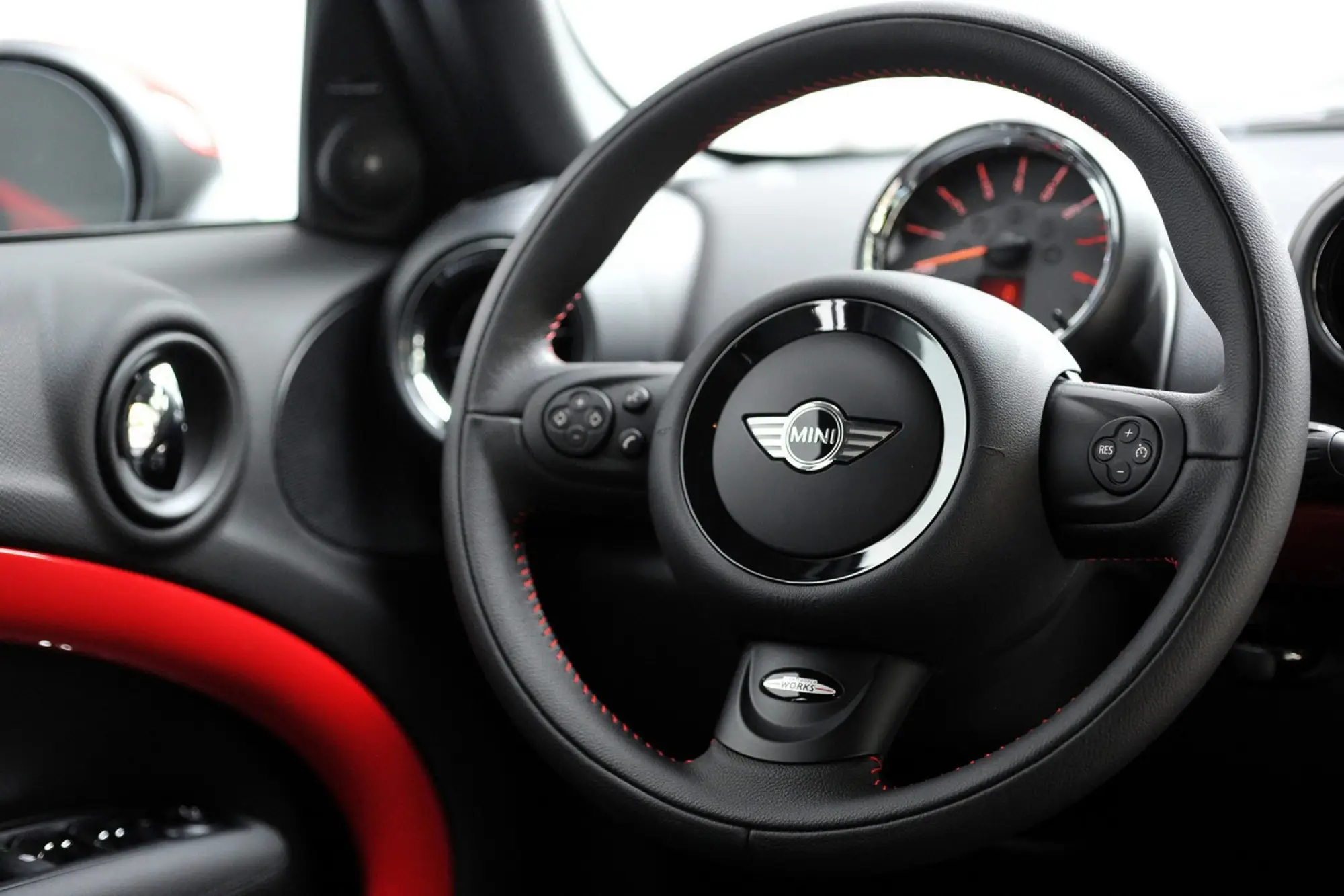 MINI Countryman JCW 2012 nuove immagini - 36