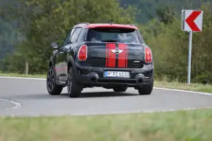 MINI Countryman JCW 2012 nuove immagini - 41