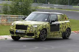 Mini Countryman John Cooper Works Foto spia Giugno 2016 - 3