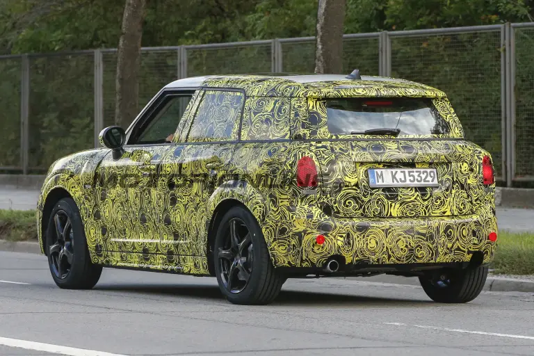 MINI Countryman MY 2017 - Foto spia 05-10-2015 - 7