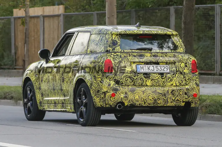 MINI Countryman MY 2017 - Foto spia 05-10-2015 - 8
