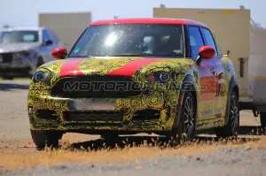 MINI Countryman MY 2017 - Foto spia 09-08-2016