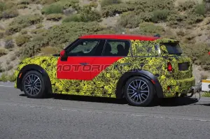 MINI Countryman MY 2017 - Foto spia 09-08-2016