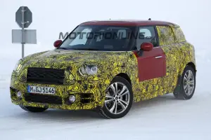 MINI Countryman MY 2017 - Foto spia 27-01-2016