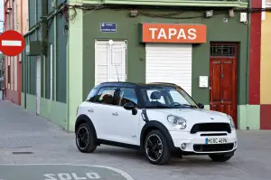 Mini Countryman - 16