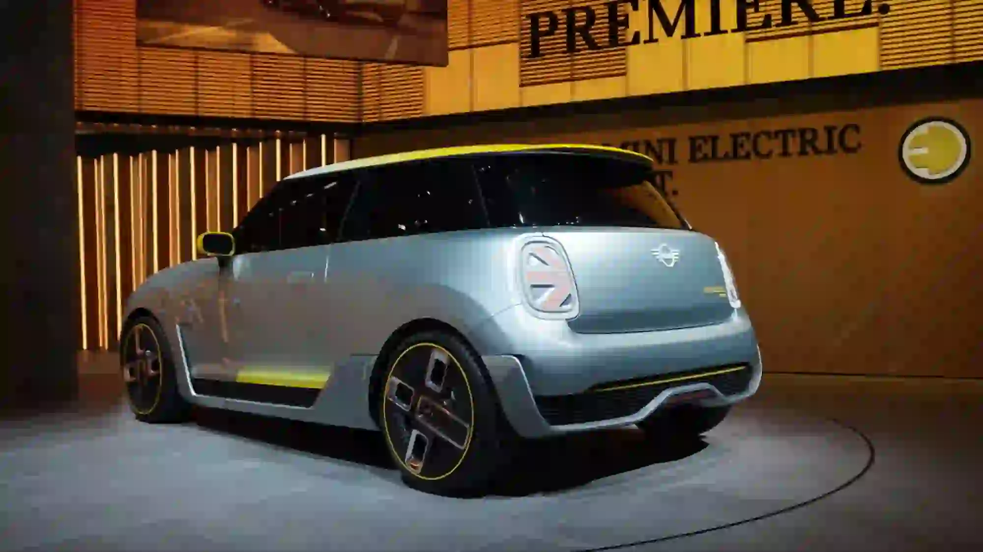 Mini Electric Concept Foto Live - Salone di Francoforte 2017 - 1