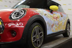 MINI Full Electric - 80 anni di Flash 