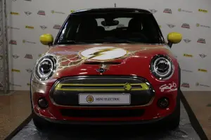 MINI Full Electric - 80 anni di Flash 