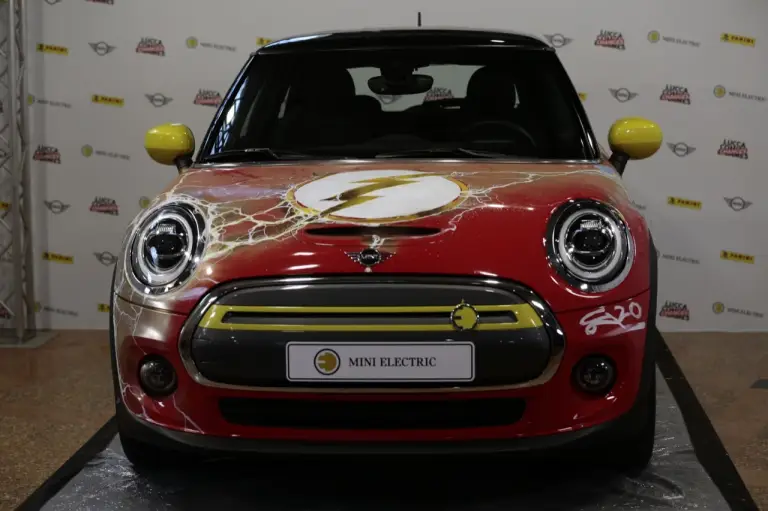 MINI Full Electric - 80 anni di Flash  - 29