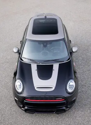 Mini JCW Knights Edition