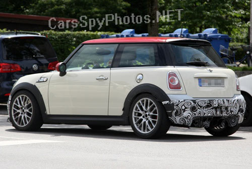 MINI JCW versione speciale foto spia