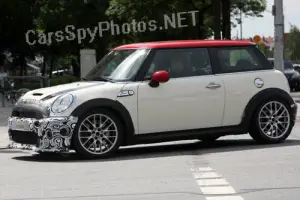 MINI JCW versione speciale foto spia - 3