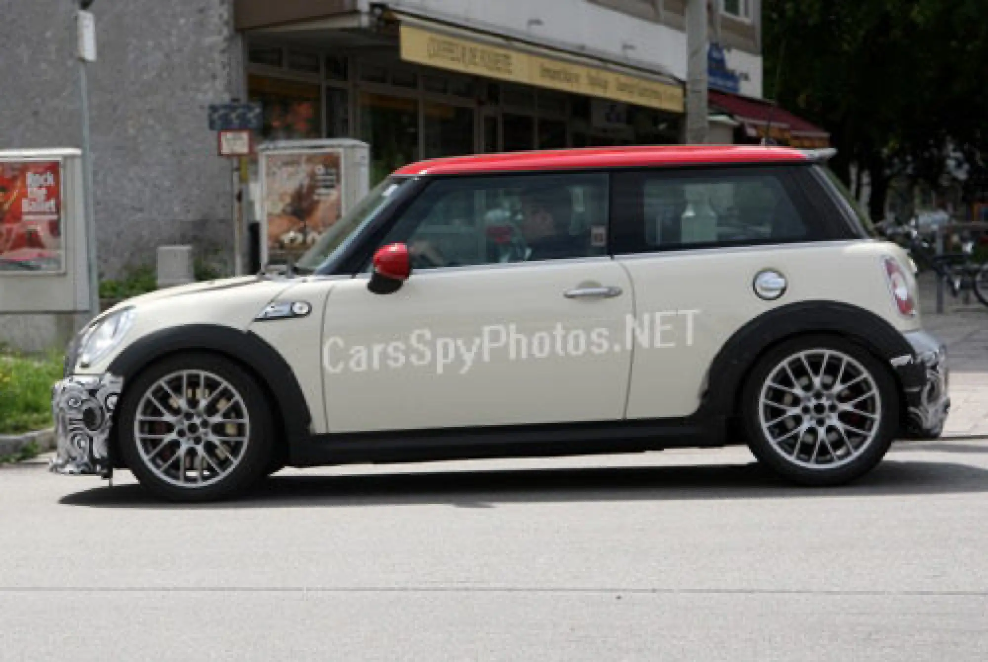 MINI JCW versione speciale foto spia - 4