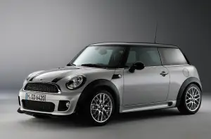 Mini John Cooper Works 2011 - 1