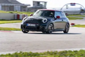 Mini John Cooper Works 2022 - 10