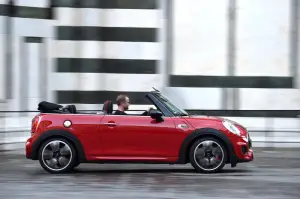 MINI John Cooper Works Cabrio 2016