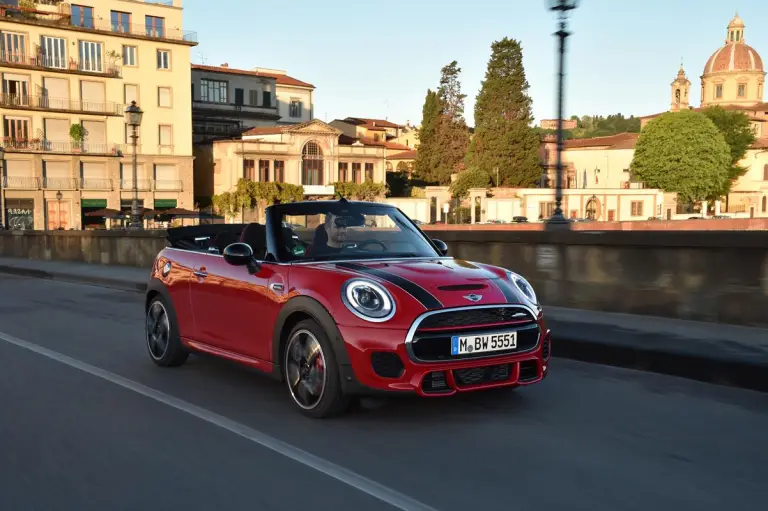 MINI John Cooper Works Cabrio 2016 - 18