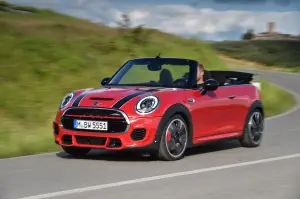 MINI John Cooper Works Cabrio 2016 - 32