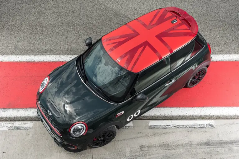 MINI John Cooper Works Challenge Edition - 1