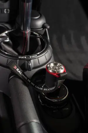 MINI John Cooper Works Challenge Edition - 3